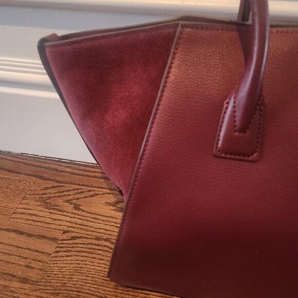 $628-NWT -Michael Kors Avril Extra-Large Tote 100% Leather-100% Suede - Picture 2 of 8